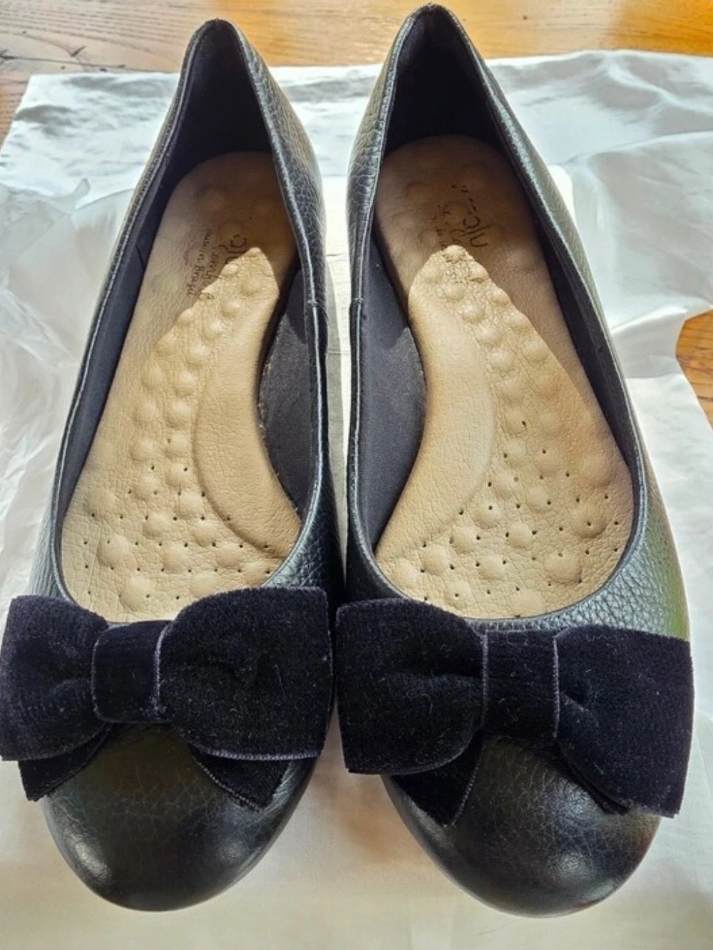 Black Bow Ballet Flats - Women Size 7 Made In Brazil